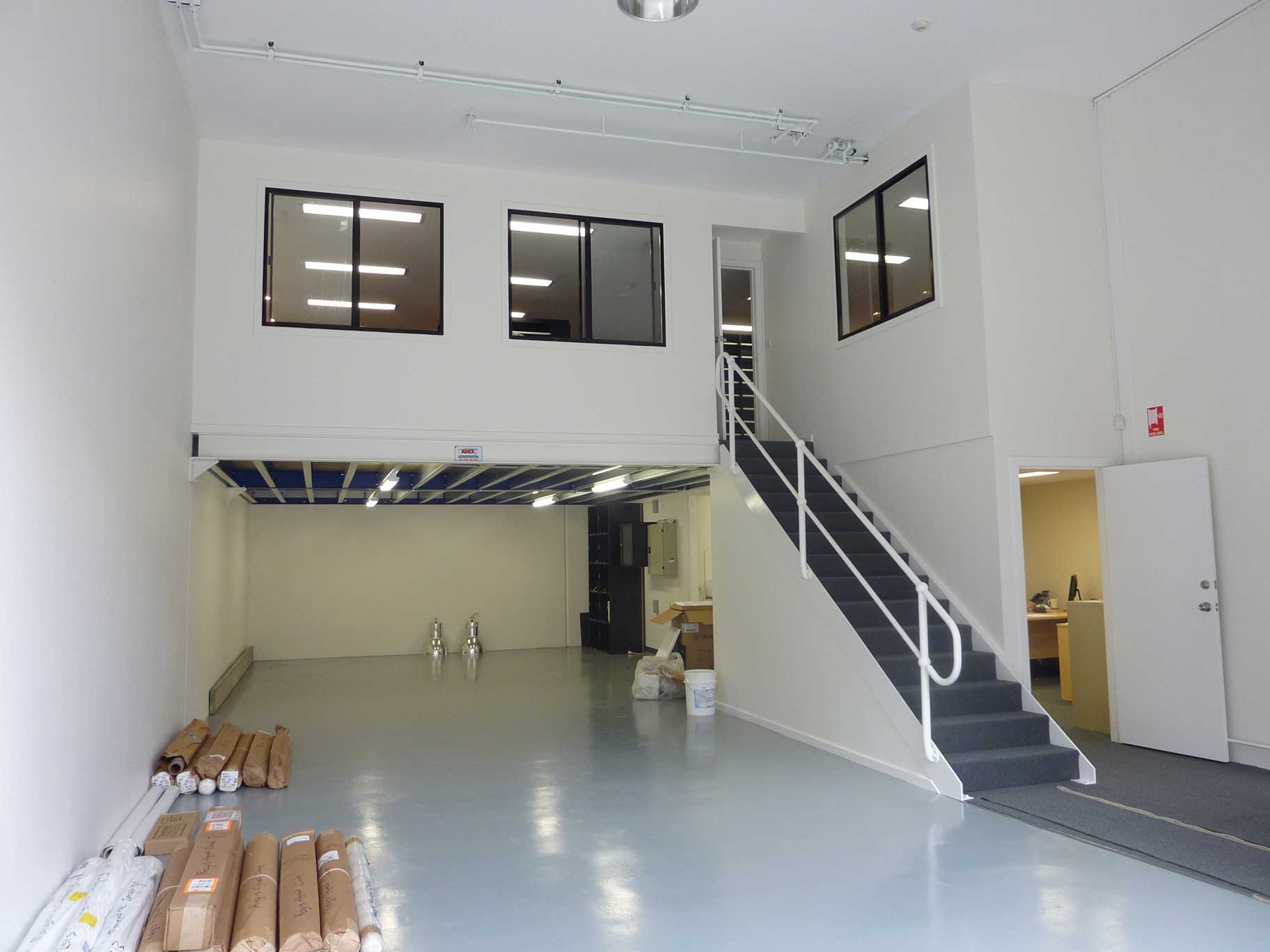 The Advantages of Installing a Mezzanine Office in the Warehouse | Adex  Group